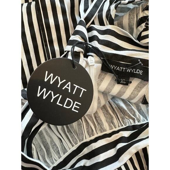 Wyatt Wylde Stella Jumpsuit in Stripe Size XL NWT - Picture 6 of 12